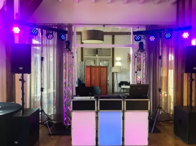Een dj huren in Dordrecht is echt een feest